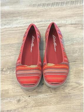 Brand New Eddie Bauer Women's Cast Canvas Slip-On Pink Shoes Size 9.5